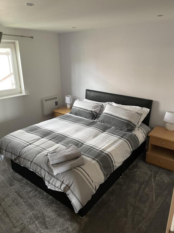 לאנלי Beach Front Ground Floor Apartment מראה חיצוני תמונה